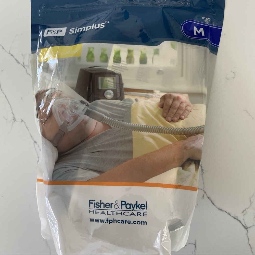 Fisher & Paykel Healthcare Full Face Mask - Size M